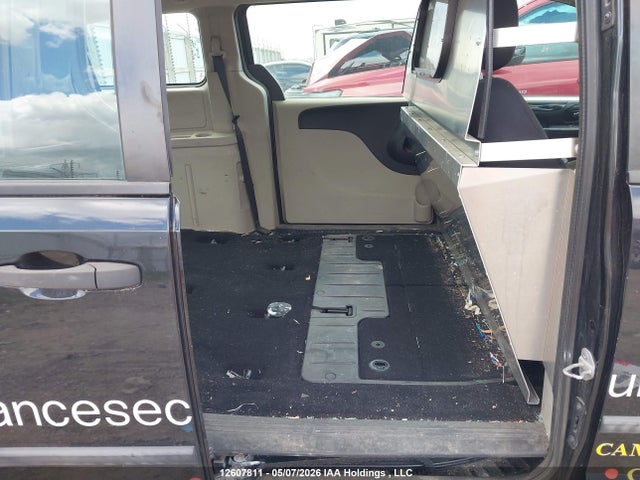 2C4RDGBG8ER110189 Dodge Grand Caravan Se/sxt