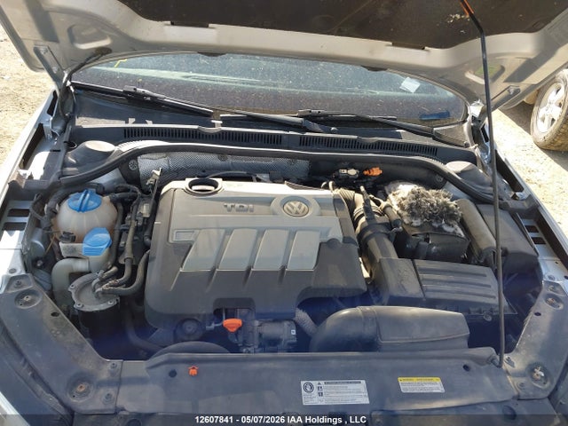2013 Volkswagen Jetta Tdi მანქანა იყიდება აუქციონზე, vin: 3VW3L7AJ7DM450281, აუქციონის ნომერი: 12607841