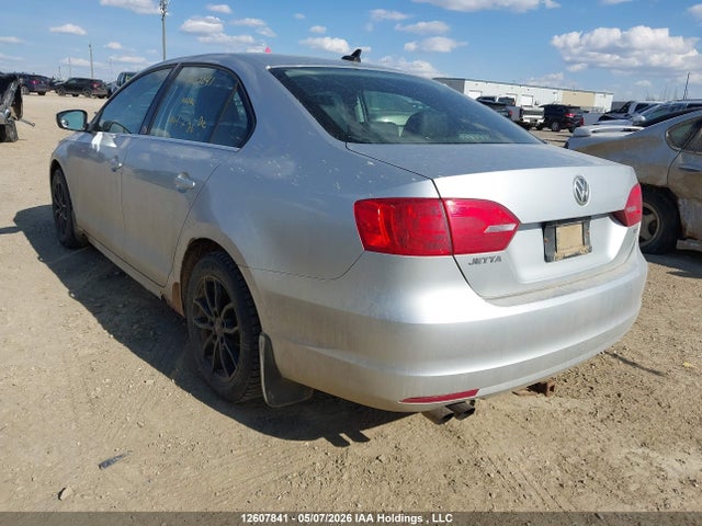 2013 Volkswagen Jetta Tdi მანქანა იყიდება აუქციონზე, vin: 3VW3L7AJ7DM450281, აუქციონის ნომერი: 12607841