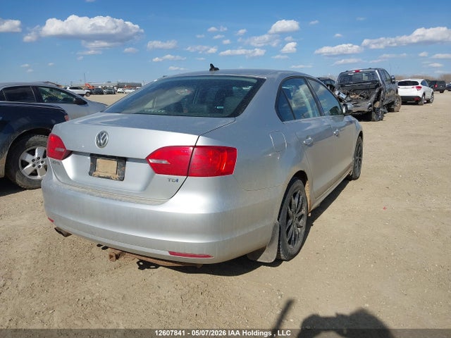 2013 Volkswagen Jetta Tdi მანქანა იყიდება აუქციონზე, vin: 3VW3L7AJ7DM450281, აუქციონის ნომერი: 12607841