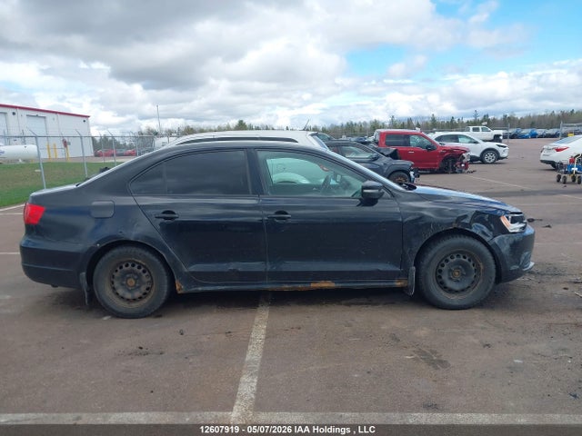 2014 Volkswagen Jetta S მანქანა იყიდება აუქციონზე, vin: 3VW2K7AJ7EM427731, აუქციონის ნომერი: 12607919