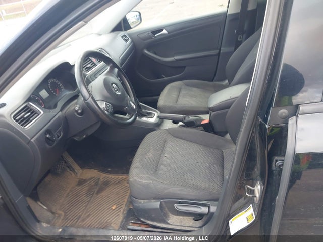 2014 Volkswagen Jetta S მანქანა იყიდება აუქციონზე, vin: 3VW2K7AJ7EM427731, აუქციონის ნომერი: 12607919