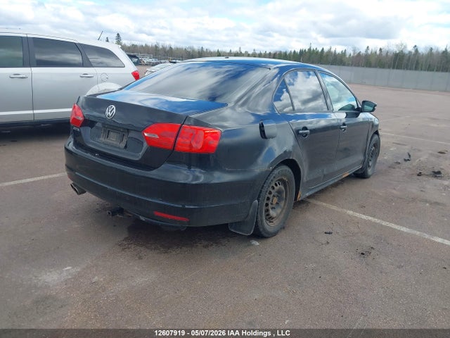 2014 Volkswagen Jetta S მანქანა იყიდება აუქციონზე, vin: 3VW2K7AJ7EM427731, აუქციონის ნომერი: 12607919