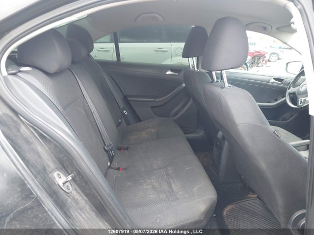 2014 Volkswagen Jetta S მანქანა იყიდება აუქციონზე, vin: 3VW2K7AJ7EM427731, აუქციონის ნომერი: 12607919