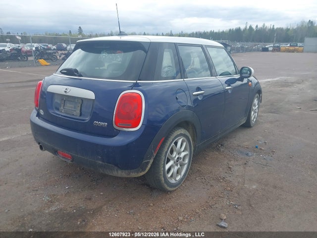 WMWXS5C54FT828506 Mini 5 Door Cooper