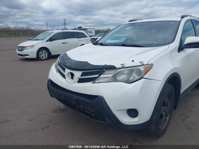 Продажа на аукционе авто 2015 Toyota Rav4 Le, vin: 2T3BFREV0FW334632, номер лота: 12607929