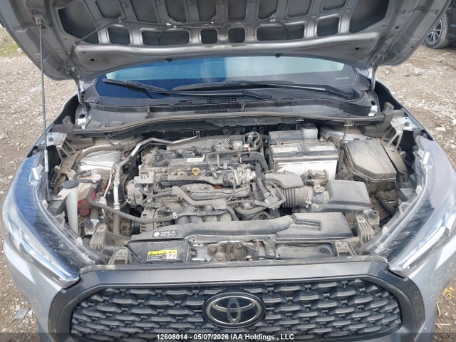 12608014 :رقم المزاد ، 7MUBAABG2NV021884 vin ، 2022 Toyota Corolla Cross Le مزاد بيع
