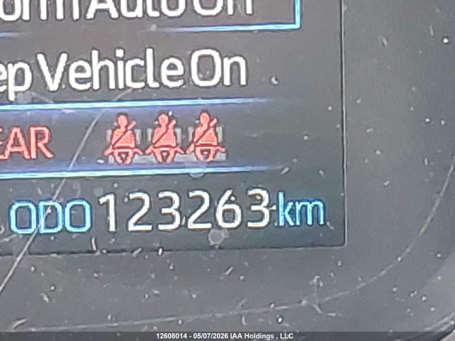 12608014 :رقم المزاد ، 7MUBAABG2NV021884 vin ، 2022 Toyota Corolla Cross Le مزاد بيع