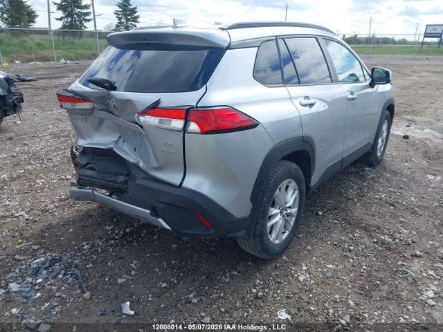 12608014 :رقم المزاد ، 7MUBAABG2NV021884 vin ، 2022 Toyota Corolla Cross Le مزاد بيع