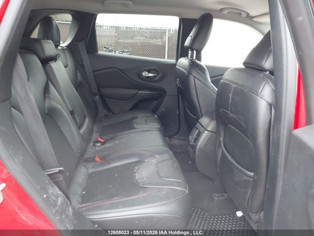 12608023 :رقم المزاد ، 1C4PJMBX4KD470993 vin ، 2019 Jeep Cherokee Trailhawk مزاد بيع