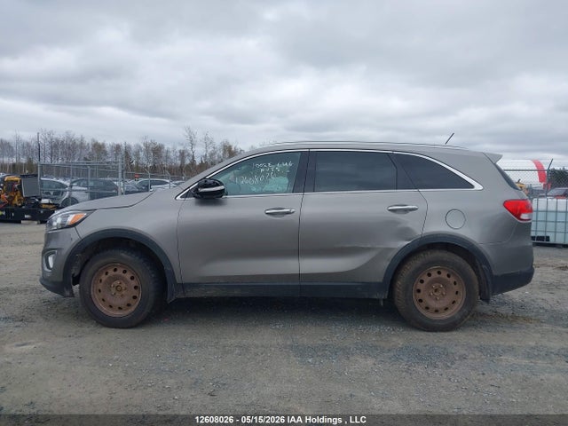 12608026 :رقم المزاد ، 5XYPG4A33JG398522 vin ، 2018 Kia Sorento Lx/l مزاد بيع