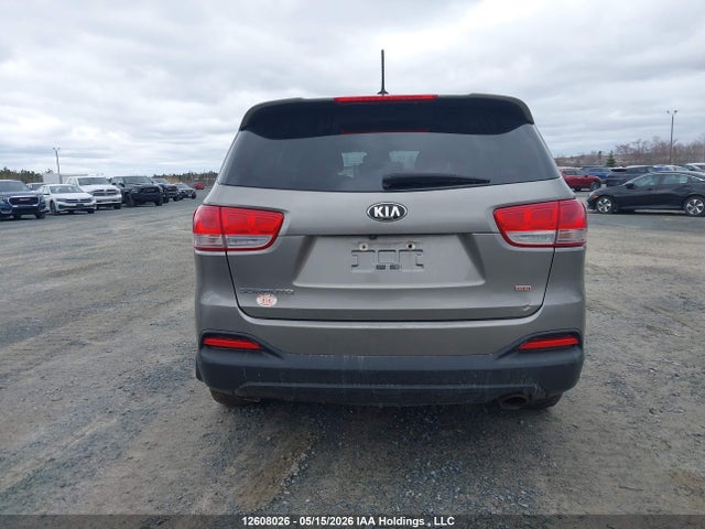 12608026 :رقم المزاد ، 5XYPG4A33JG398522 vin ، 2018 Kia Sorento Lx/l مزاد بيع