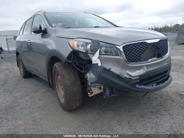 12608026 :رقم المزاد ، 5XYPG4A33JG398522 vin ، 2018 Kia Sorento Lx/l مزاد بيع