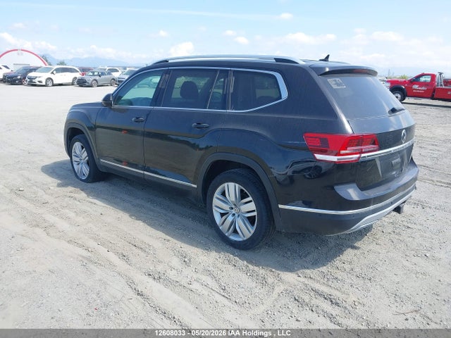 Продаж на аукціоні авто 2018 Volkswagen Atlas Sel Premium, vin: 1V2NR2CA7JC517371, номер лоту: 12608033