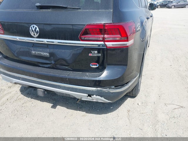 Продаж на аукціоні авто 2018 Volkswagen Atlas Sel Premium, vin: 1V2NR2CA7JC517371, номер лоту: 12608033