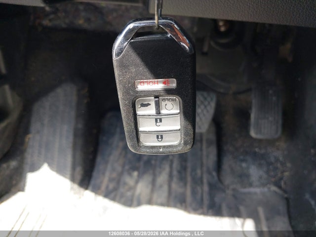 Продажа на аукционе авто 2021 Honda Cr-v, vin: 2HKRW2H20MH222201, номер лота: 12608036