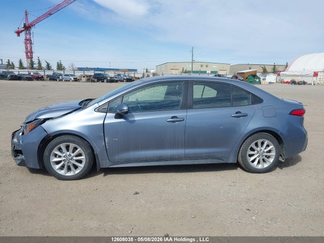 12608038 :رقم المزاد ، 5YFB4MBE6NP101862 vin ، 2022 Toyota Corolla مزاد بيع