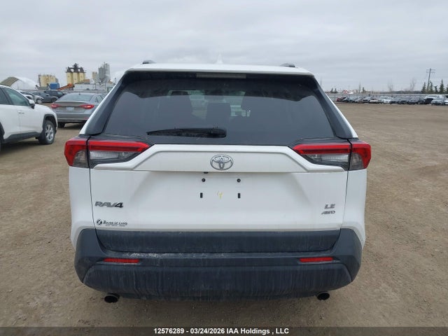 2021 Toyota Rav4 Le მანქანა იყიდება აუქციონზე, vin: 2T3B1RFV3MW216228, აუქციონის ნომერი: 12576289