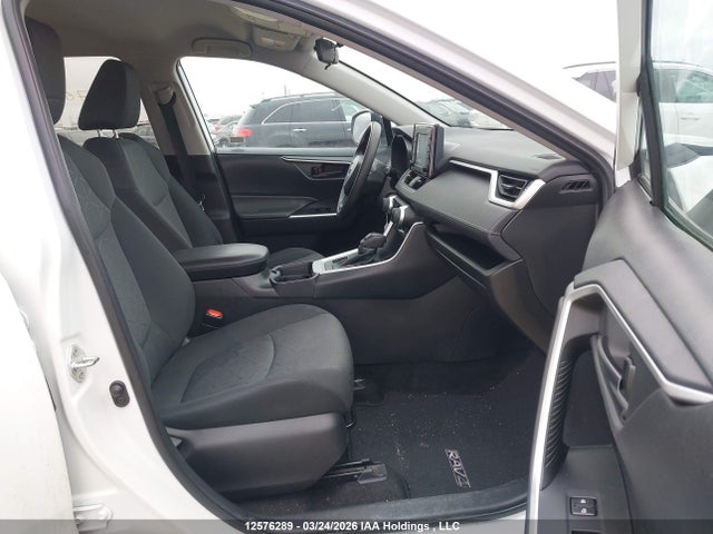 2021 Toyota Rav4 Le მანქანა იყიდება აუქციონზე, vin: 2T3B1RFV3MW216228, აუქციონის ნომერი: 12576289
