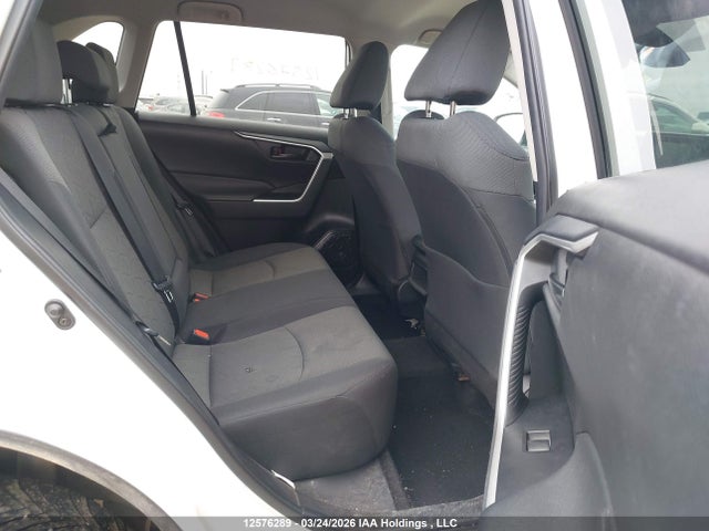 2021 Toyota Rav4 Le მანქანა იყიდება აუქციონზე, vin: 2T3B1RFV3MW216228, აუქციონის ნომერი: 12576289
