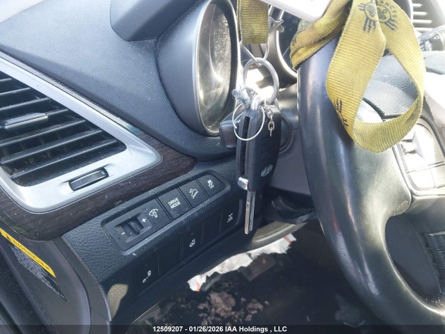 5NMZUDLBXJH053189 Hyundai Santa Fe Sport 2.4 Premium