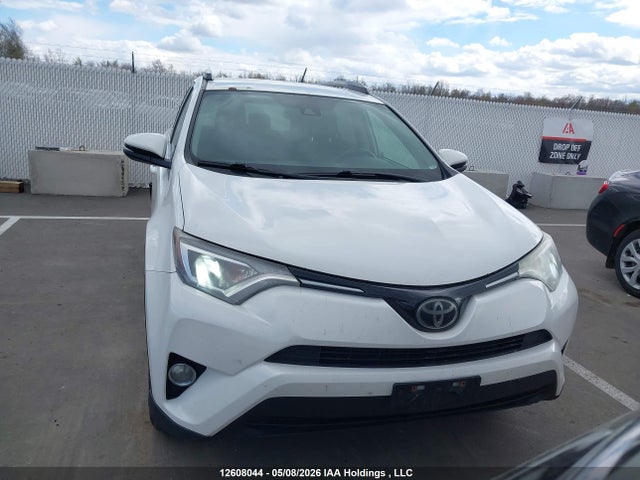 12608044 :رقم المزاد ، 2T3ZFREV2JW435422 vin ، 2018 Toyota Rav4 Le مزاد بيع