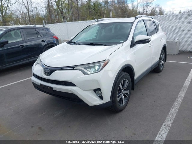 12608044 :رقم المزاد ، 2T3ZFREV2JW435422 vin ، 2018 Toyota Rav4 Le مزاد بيع