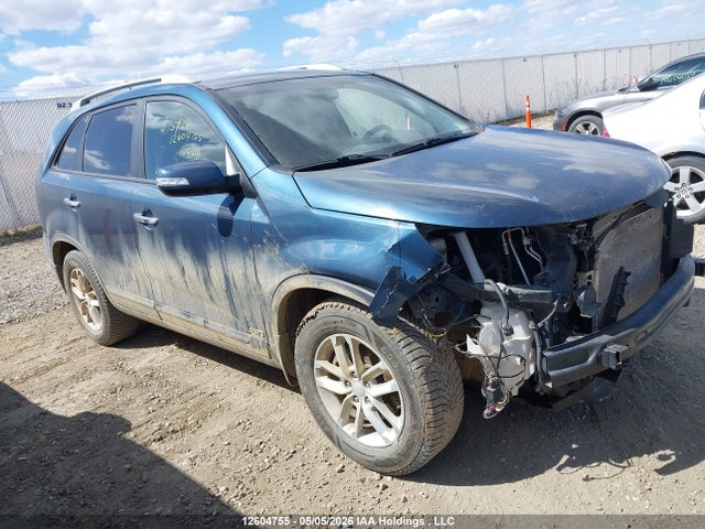 5XYKTDA77FG576657 KIA Sorento Lx V6