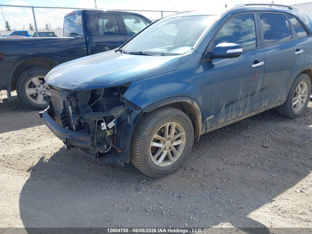 5XYKTDA77FG576657 KIA Sorento Lx V6