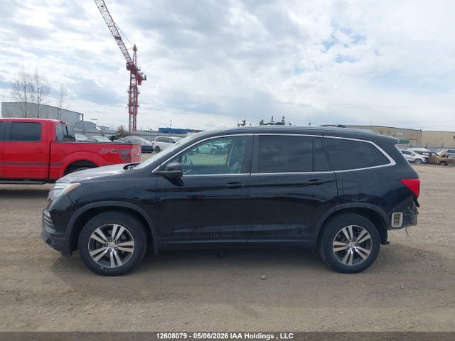 Auction sale of the 2017 Honda Pilot, vin: 5FNYF6H72HB502821, lot number: 12608079