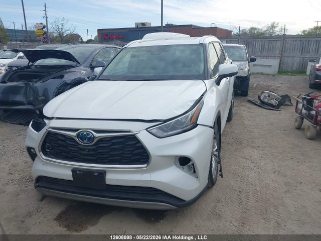 Продаж на аукціоні авто 2023 Toyota Highlander Hybrid Hybrid, vin: 5TDEBRCHXPS578670, номер лоту: 12608088