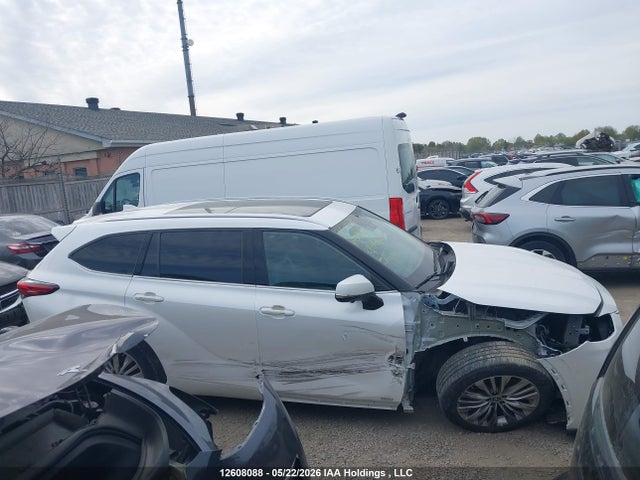 Продаж на аукціоні авто 2023 Toyota Highlander Hybrid Hybrid, vin: 5TDEBRCHXPS578670, номер лоту: 12608088