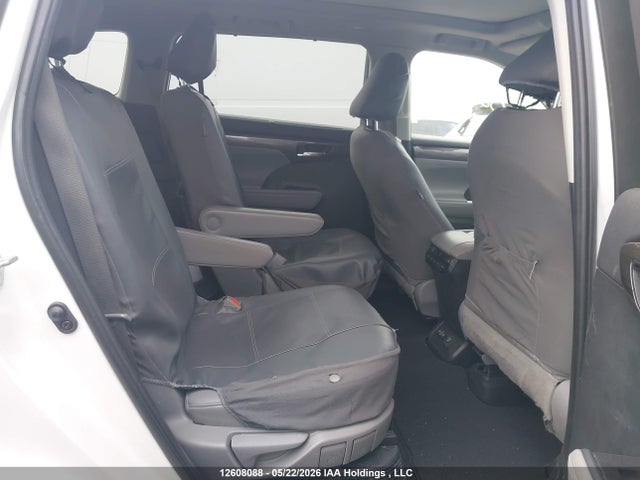 Продаж на аукціоні авто 2023 Toyota Highlander Hybrid Hybrid, vin: 5TDEBRCHXPS578670, номер лоту: 12608088