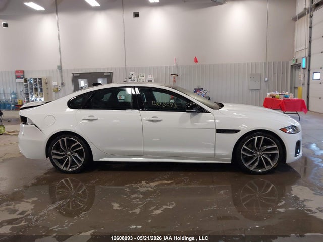 SAJBL4GX7RCY96353 Jaguar Xf R-dynamic Se