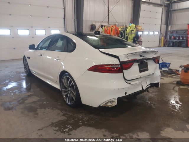 SAJBL4GX7RCY96353 Jaguar Xf R-dynamic Se