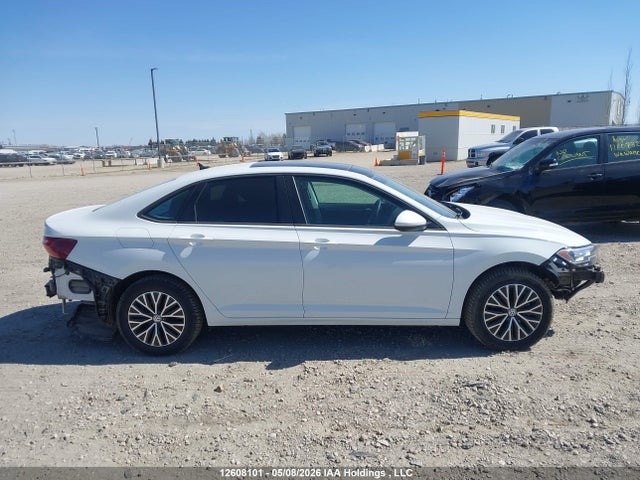 3VWE57BU6MM016607 Volkswagen JETTA SEL