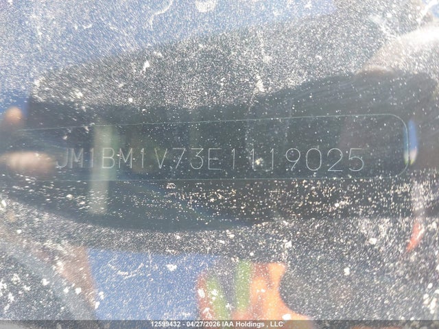 JM1BM1V73E1119025 Mazda Mazda3 Gs-sky