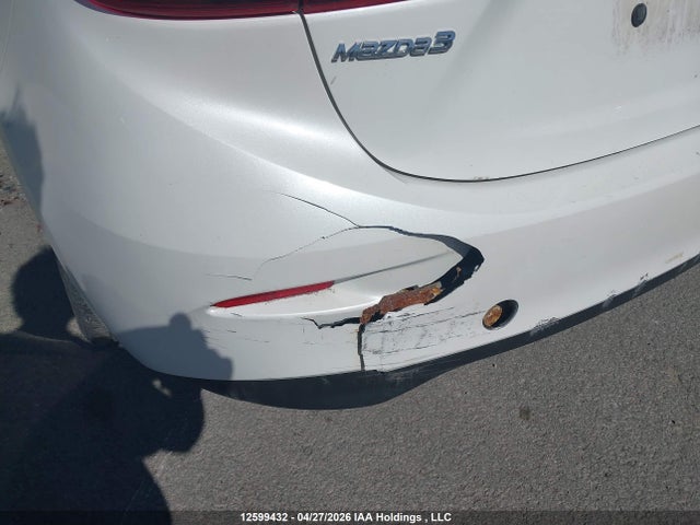 JM1BM1V73E1119025 Mazda Mazda3 Gs-sky