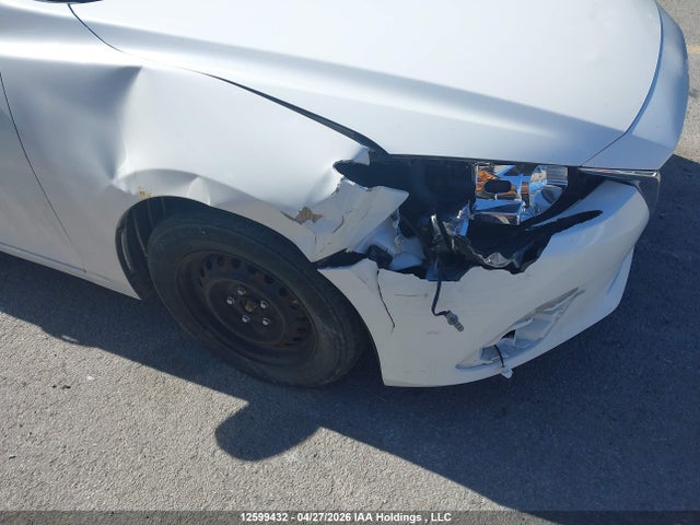 JM1BM1V73E1119025 Mazda Mazda3 Gs-sky
