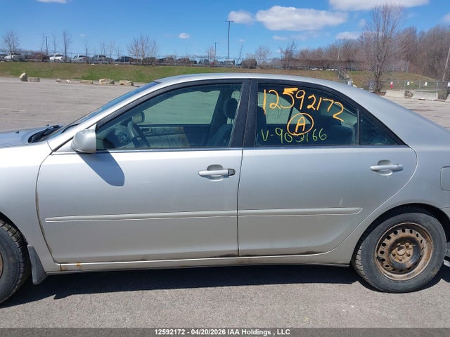 2004 Toyota Camry Le/se/xle მანქანა იყიდება აუქციონზე, vin: 4T1BE32K54U903166, აუქციონის ნომერი: 12592172