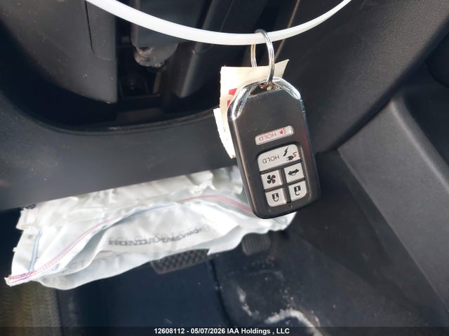 12608112 :رقم المزاد ، JHMZC5F3XJC800381 vin ، 2018 Honda Clarity Plug-in Hybrid Touring مزاد بيع