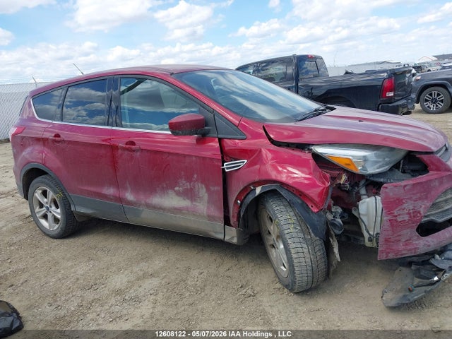 12608122 :رقم المزاد ، 1FMCU9GX8FUC16071 vin ، 2015 Ford Escape Se مزاد بيع