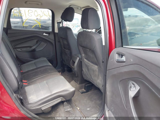 12608122 :رقم المزاد ، 1FMCU9GX8FUC16071 vin ، 2015 Ford Escape Se مزاد بيع