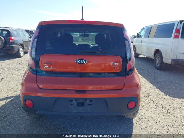 KNDJP3A5XJ7621475 KIA Soul