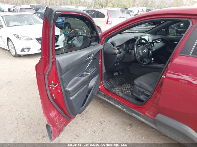 Продаж на аукціоні авто 2018 Toyota C-hr Xle, vin: NMTKHMBX2JR047627, номер лоту: 12608144