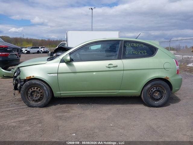 2010 Hyundai Accent მანქანა იყიდება აუქციონზე, vin: KMHCN3BC1AU176293, აუქციონის ნომერი: 12608159