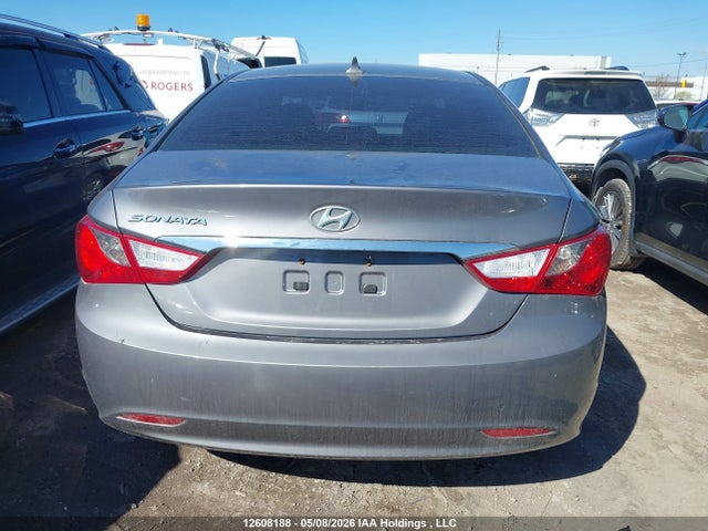 2011 Hyundai Sonata Gls მანქანა იყიდება აუქციონზე, vin: 5NPEB4AC5BH242501, აუქციონის ნომერი: 12608188