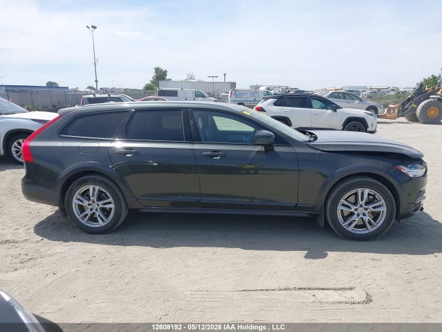 YV4A22NL0J1016544 Volvo V90 Cross Country T6/inscription