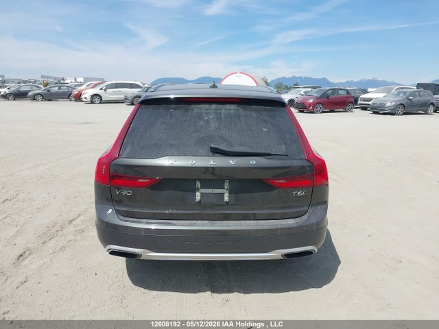 YV4A22NL0J1016544 Volvo V90 Cross Country T6/inscription