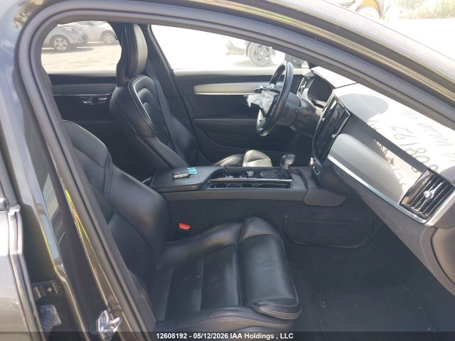 YV4A22NL0J1016544 Volvo V90 Cross Country T6/inscription